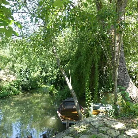 Πανσιόν Oneiro Nisos Maille (Vendee)