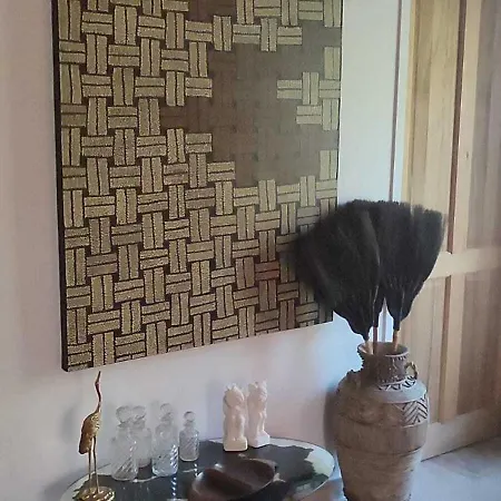 Oneiro Nisos بيت ضيافة Maille (Vendee)