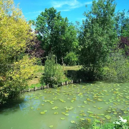 Oneiro Nisos بيت ضيافة